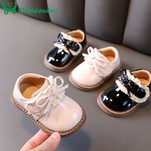 First Walkers 12-15.5 cm merk babymeisjes lederen kleding schoenen flats voor eerste verjaardag massief kanten vlinder-knoop heldere first walkers 230227