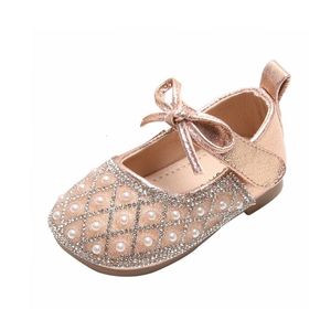 First Walkers 12-15.5cm Marca Infant Girls Princess Dress Shoes para cumpleaños Bling Pearls Rhinestones Toddler Girls Flats Shoes Baby Walkers 230606