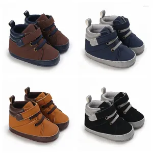 Premiers marcheurs 2024 Born Baby Chaussures Infant Toddler Garçon Confort Soft-Sole PU Plat High-Top Accessoires Anti-dérapants Sneaker Mocassins