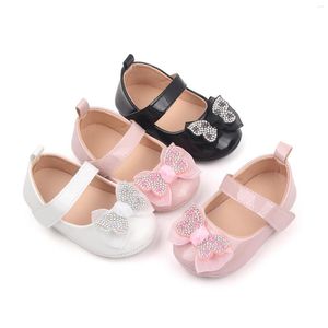 First Walkers 3-11M Cute Baby Girls Mary Jane Flats antideslizante Rhinestone Bowknot Princess Dress Shoes Infant Crib Born Tollder