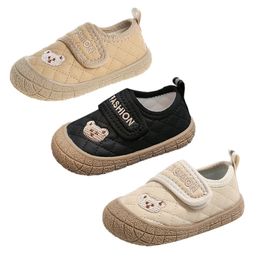 Premiers marcheurs automne bébé chaussures dessin animé ours broderie enfant en bas âge antidérapant garçons filles baskets infantile décontracté 231213