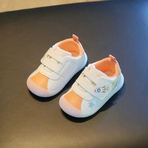 Premiers marcheurs bébé et chaussures pour les tout-petits filles printemps garçons chaussures décontractées enfants sofes mousses non glissantes babys premier chaussure de marche d240525