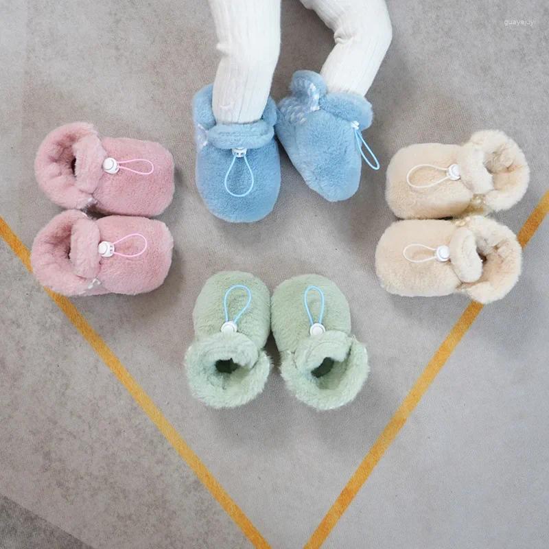 Primeros caminantes Zapatos de algodón para bebés con suelas suaves en otoño e invierno Mao Niño pequeño 0-6-12 meses Nacidos Niños Niñas