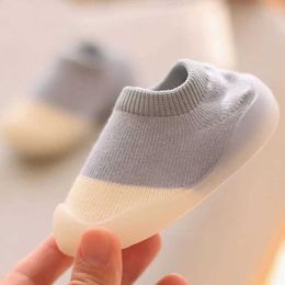 First Walkers Baby First Shoes Peuter Walker Infant Boys Girls Kids Rubber Soft Sole Floor Barefoot Casual Shoes Knit Booties Anti-Slip Q240525