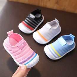 First Walkers Baby First Walker Baby Knitted Shoes Toddler Girls Soft Sole Indoor and Outdoor Casual Shoes 1 Year Zapatos SpringSummer 230407