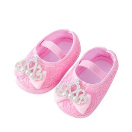 First Walkers Baby Girl Apartment Baby Anti Slip Soft Sole Crown Shoes Newborn Princess Wedding Chaussures First Step Bildfants D240525