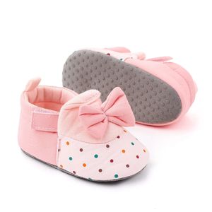 Premiers marcheurs bébé fille né chaussures printemps automne doux mignon antidérapant grand arc tricoté berceau chaussure enfant en bas âge 018M 231201