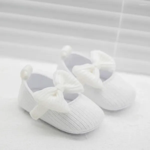 Chaussures décontractées pour bébés filles, chaussures classiques de couleur unie, faites à la main, avec nœud tricoté, semelles antidérapantes souples