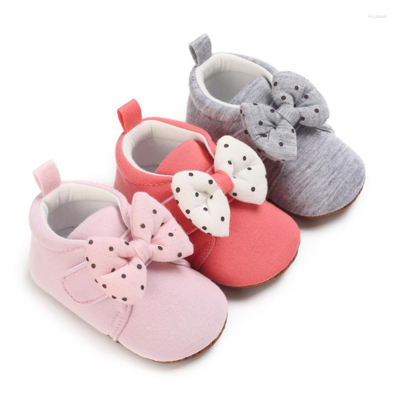 Första vandrare Baby Girl Princess Shoes Toddler Non Slip Plat Soft-Sole Cotton Crib härlig fjäril Knut Spädbarn 0-18 månader