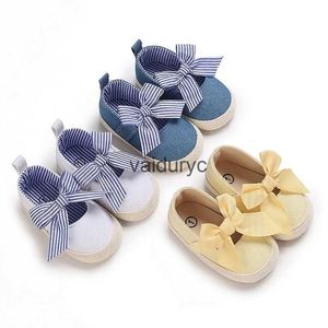 First Walkers Baby Girl Shoes Cute Bowknot Design Soft en Anti-Slip Sole Mary Jane voor lente herfst 0-18 maanden H240506