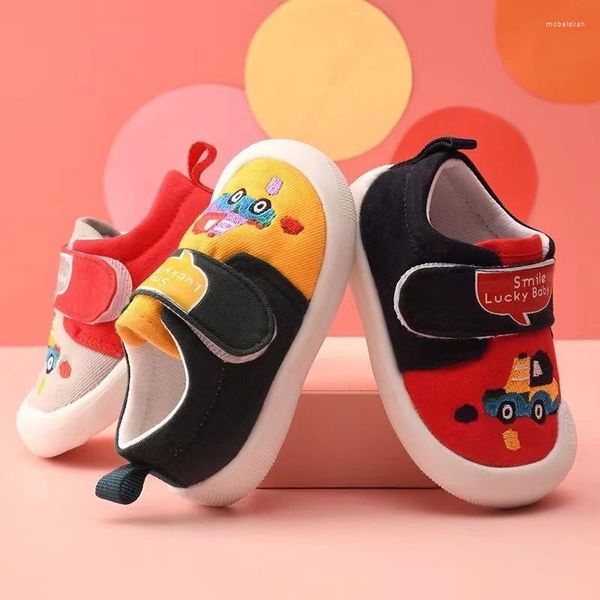 Premiers marcheurs bébé fille chaussures pour tout-petits printemps et automne 0-3 ans fond souple coton antidérapant 1-2 mâle