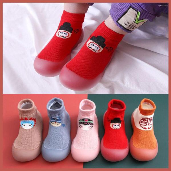 Primeros pasos, zapatos para bebés y niñas, algodón antideslizante, año chino, ópera, niños pequeños, andador, zapatos de suela de goma suave para niños