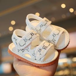 First Walkers Baby Koreaanse sandalen lente zomermeisjes schoenen peuter babyjongen schoenen 230411