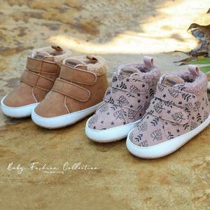 Primeros caminantes, mocasines para bebés, zapatos para niños y niñas, botas de nieve cálidas para invierno, zapatillas de deporte para interiores con fondo suave y forro polar para niños pequeños