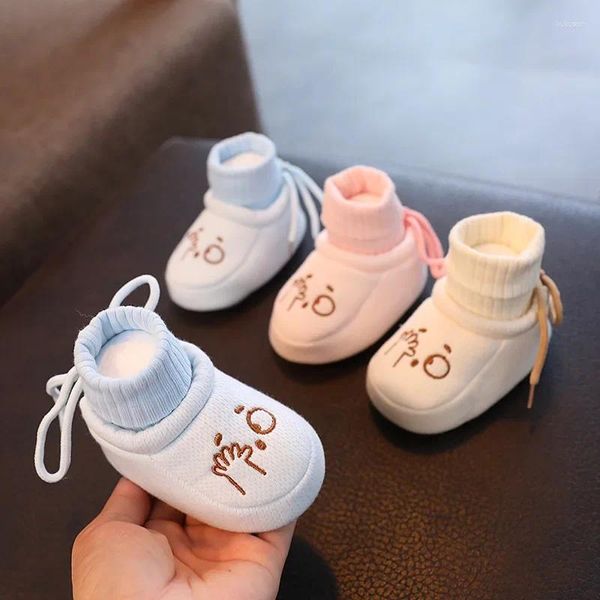 Chaussures pour bébés de 6 à 12 mois, chaussures à semelle souple, ne tombent pas, de 0 à 1 an, printemps et automne