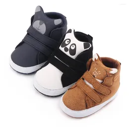 Eerste wandelaars Babyschoenen Klassiek Zachte zool Geboren Casual Mode Sport Sneaker Baby Peuter Karton Dierenloper Wieg