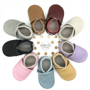 First Walkers Baby Shoes Cow Leather Bebe Booties Soft Soles Niet -slip schoeisel voor baby Toddler First Walkers Boys and Girls Slippers 230331