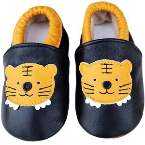 Premiers marcheurs bébé chaussures en cuir de vache souple né chaussons pour bébés garçons filles infantile enfant en bas âge mocassins pantoufles baskets y231213