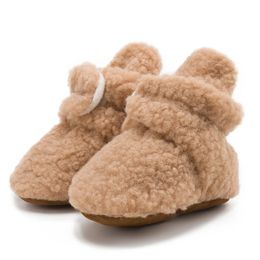 Premiers marcheurs bébé chaussettes hiver garçon fille chaussons pelucheux doux enfant en bas âge chaussures antidérapant chaud né infantile mocassin 231122