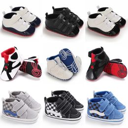 Premiers marcheurs bébé sport baskets nés garçons filles imprimer chaussures infantile enfant en bas âge antidérapant Prewalkers 231020
