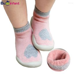 Eerste wandelaars baby warme Terry katoenen sokschoenen met rubberen zolen baby meisjes winter anti slip cartoon geboren jongens