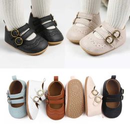 Eerste wandelaars baby dames schoenen retro gesplipte zachte soft sole anti slip peuter wandelandalen h240504
