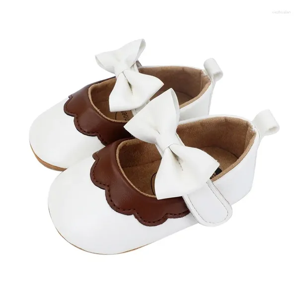 Primeros caminantes BeQeuewll Baby Girls Princess Shoes para otoño Soft PU Cuero Bow Antideslizante Contraste Color Walker Niño