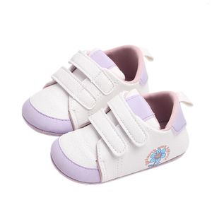 Premiers marcheurs Blotona Toddler Girl PU Sneakers Soft Sole Casual Cute Baby Flats Chaussures de marche pour bébé né