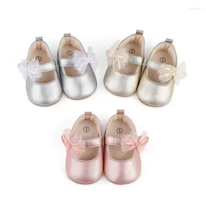 Chaussures princesse pour bébés filles, premiers pas, Surface brillante, nœud en maille à pois, pantoufles antidérapantes, articles adorables, accessoires