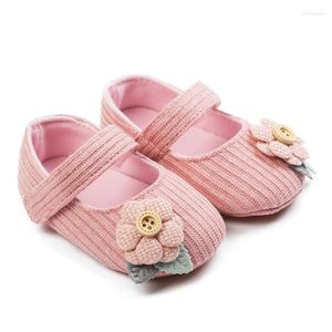 Chaussures de premiers pas pour bébés filles, respirantes, mignonnes fleurs, antidérapantes, décontractées, à semelles souples, pour la marche
