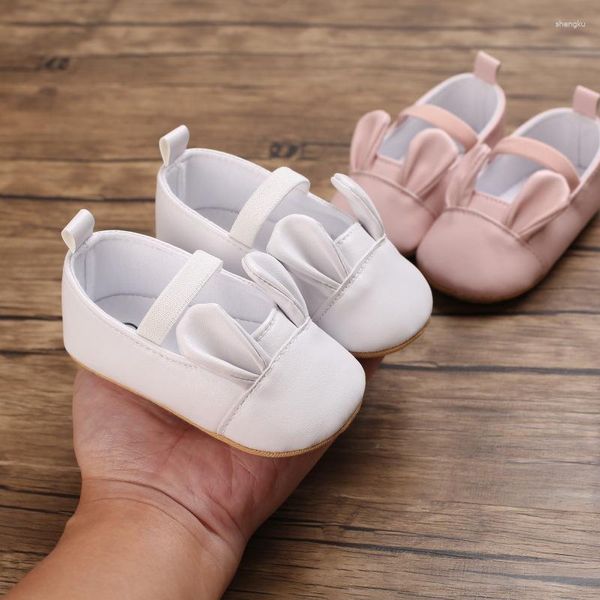 Chaussures de premiers pas pour bébés, mocassins plats antidérapants en cuir et semelle en caoutchouc de couleur unie pour tout-petits