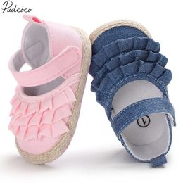 Marque born infantile bébé fille été enfants chaussures semelle souple berceau Prewalker enfant en bas âge anti-dérapant solide à volants premiers marcheurs 230928