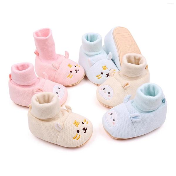 Premiers marcheurs dessin animé automne hiver bébé chaussures chaudes mignonnes belles bottes de bébés ours doux chaussons tricotés berceau