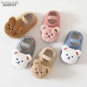 Babyschoenen Cartoon Beer Babyschoenen Winter Dikke Warme Pasgeboren Schoenen Antislipzolen Zacht Pluche Peuter Kids Jongen Meisjes Baby Eerste WalkersL231016