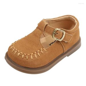 Babyschoenen Claladoudou 2024 Suède meisjesschoenen Zachte koe Spierzool Peuterjurk Echt lederen band Brede teen Retro lenteflats