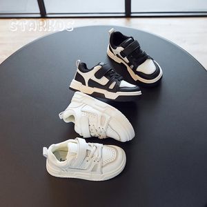 Babyschoenen Klassiek Zwart Wit Sneakers Kinderen Lente Sportschoenen Merkontwerp Jongens Platte Trainer Zapatos Meisjes Ademend Schoolschoenen 231123