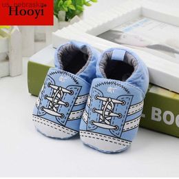 First Walkers Cotton Newborn Shoes AntiSlip Fake Lace Fashion Baby Boy Mocassino Calzino per bambini Toddler First Walkers Prewalkers Infant Boots 210413 L230518