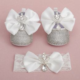 First Walkers Dollbling Luxury Rhinestones Baby Girl Shoes First Walker Headband Set Sparkle Bling Crystals Princess Shoes Baby Shower Gift SH 230606