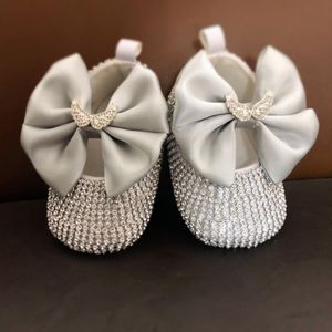 First Walkers Dollling S Baby Girl Shoes First Walker Headband Set Sparkle Angle Wing Crystal Princess Shoes Baby Shower Cadeau 230606