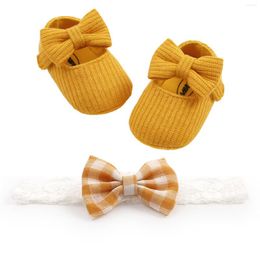 First Walkers Emmababy zapatos de bebé y diadema Color sólido antideslizante a cuadros Bowknot Headwear blanco/amarillo/rojo/rosa/gris