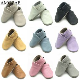 Premiers marcheurs en cuir véritable bébé chaussures été bébé enfant en bas âge bébé chaussures mocassins chaussures premier marcheur semelle souple berceau bébé garçon chaussures 230620