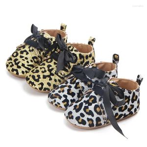 Primeros caminantes Glitter Leopard Print Zapatos casuales para bebés lindos Suela suave Infantil