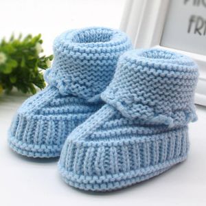 Eerste wandelaars handgemaakte geboren baby wieg schoenen baby jongens meisjes haak gebreide winter warme booties TQ Rose, roze, blauw, geel, rood