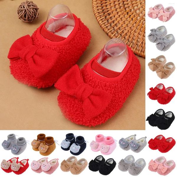 Chaussures d'intérieur pour premiers pas, en peluche, chaudes, pour bébés filles et garçons, douces et confortables, avec nœud papillon