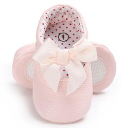 Eerste Walkers baby peuter babyjongens meisjes lederen zool anti-slip prewalkers boogknow schoenen prinses glippen in roze witgoud 0-18 m