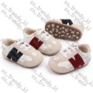 Eerste Walkers Pasgeboren babyschoenen Nieuwe balans Spring Soft Bottom Sneakers Babys Boys Non-slip schoenen 0-18 maanden 268