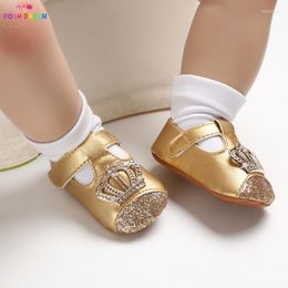 Eerste Walkers Posh Dream Crown Kid Girls Boy Soft Infant Peuter schoenen schattige bloemenzolen schoeisel voor geboren baby