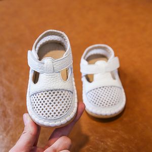 Eerste Walkers Sandal Balita Bayi Musim Panas Sepatu Perempuan Laki Laki Anti Tabrakan Pantai Anak Anak Kulit ASLI Dengan Alas Lunak 230328