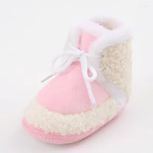 Babyschoenen SCEINRET Baby Verdikte Pluche Laarzen Baby Tie-Up Antislip Zachte Zool Platte Schoenen Winter Warm wieg