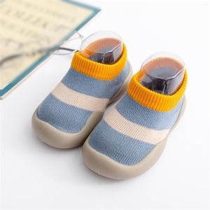 Premiers marcheurs taille 2 bébé chaussures filles bébé garçons Animal dessin animé chaussettes enfant en bas âge polaire WarmThe sol Non 11 Sneaker